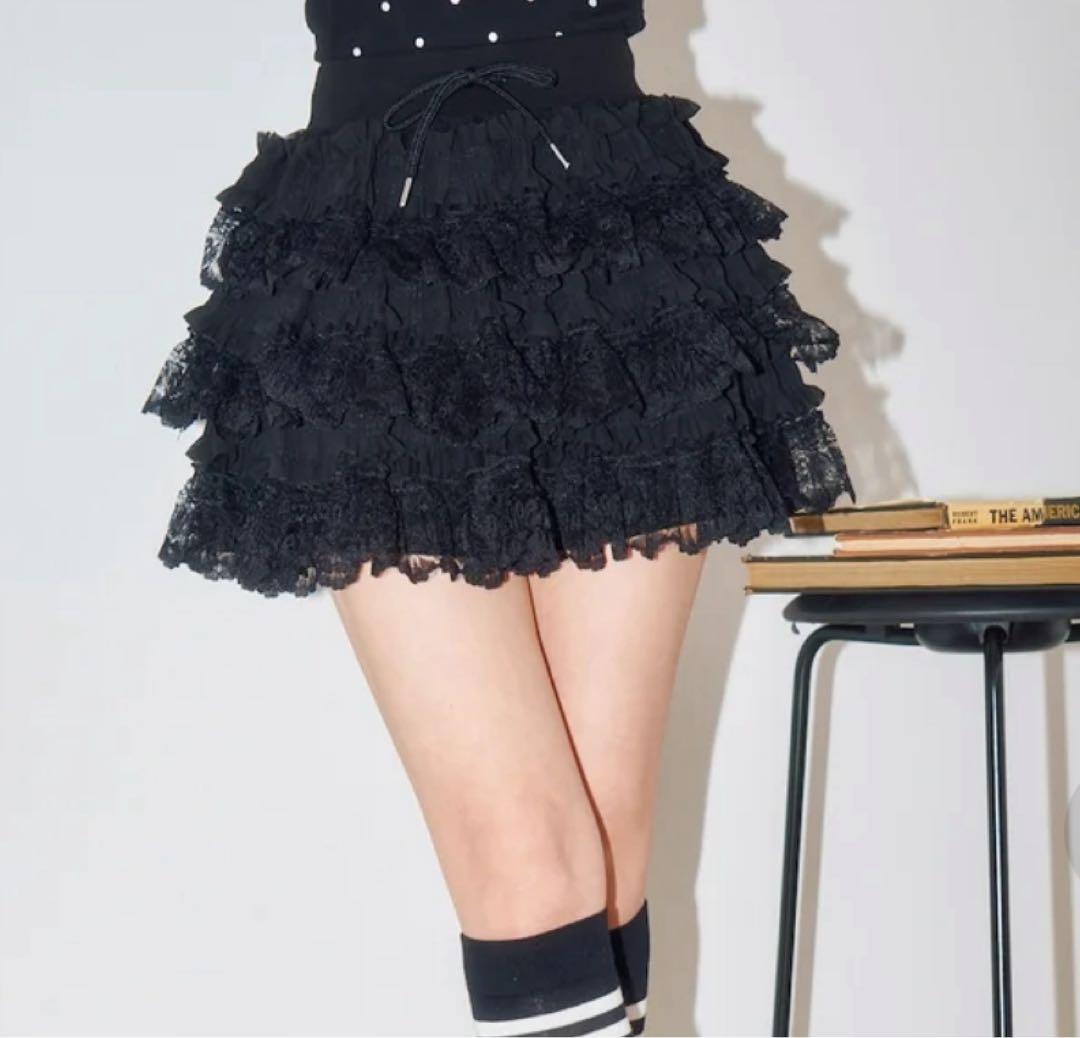 【美品】（ダーリッチ） ボリュームレースフレアミニスカート