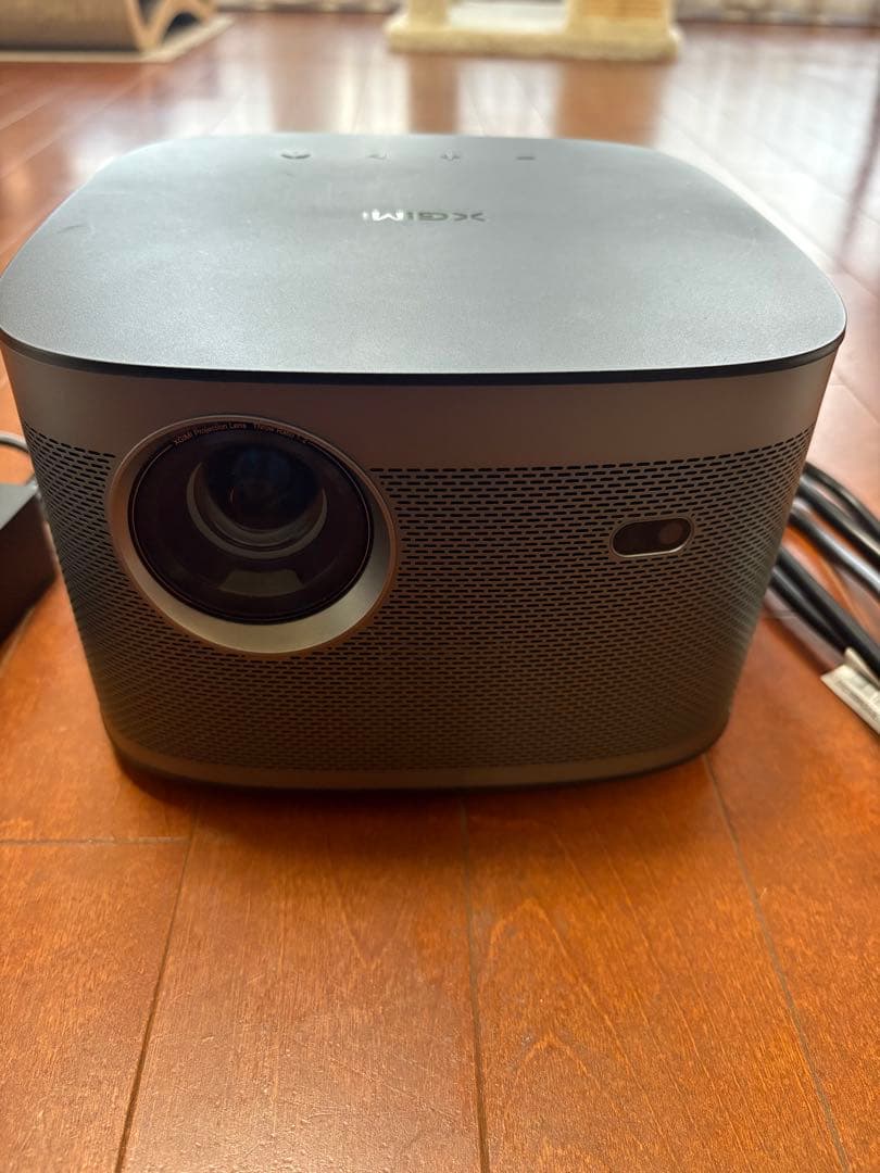 美品XGIMI Horizon フルHDプロジェクター 本体　2022年購入