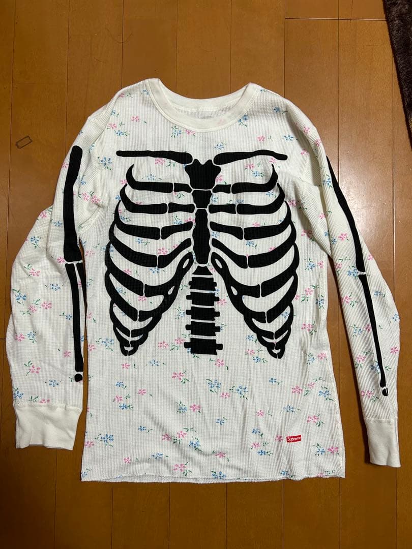 supreme骨サーマル　花柄
