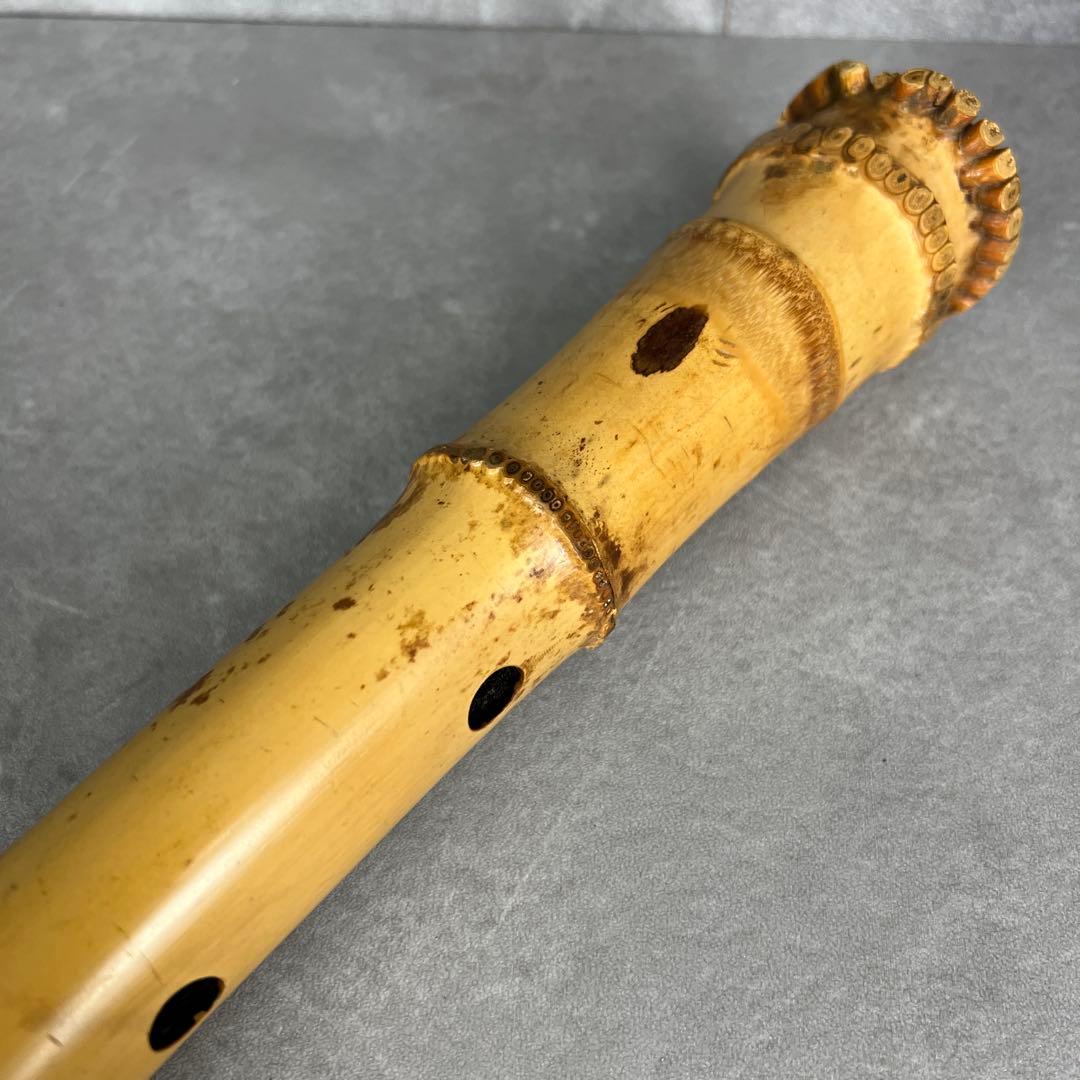 人気　尺八　琴古流　バチ型　銘あり　竹治　1印　1尺9寸　5孔　和楽器　真竹　漆