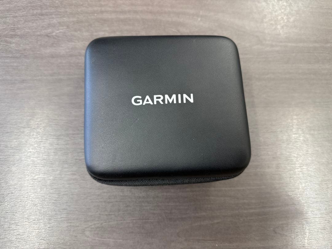 GARMIN R10 ゴルフ用距離計 本体と付属品