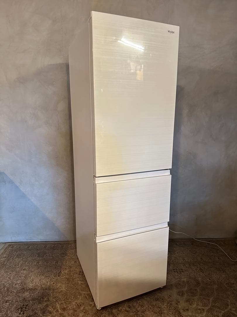 ①py】2023年　美品　haier 冷蔵庫　335L 格安