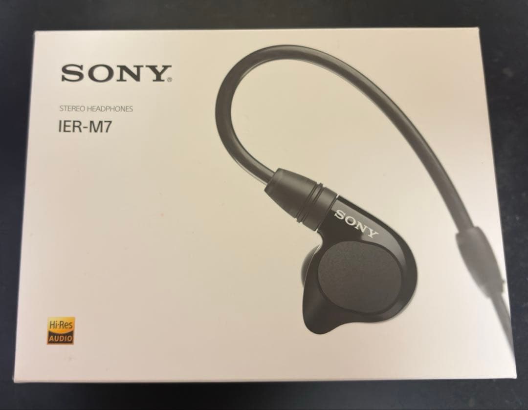イヤホン IER-M7