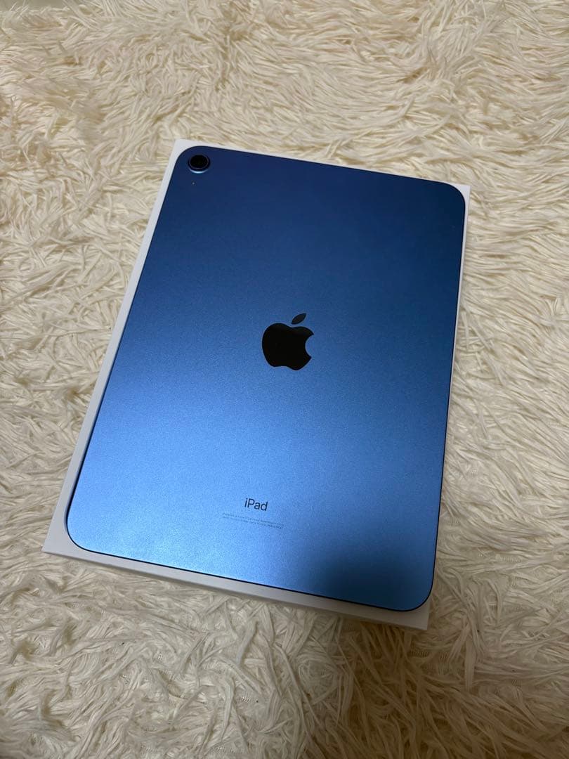 iPad (第10世代) 64GB WiFiモデル フィルム付き