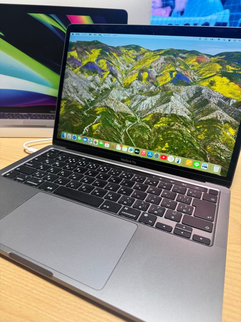 MacBook Pro M2 本体
