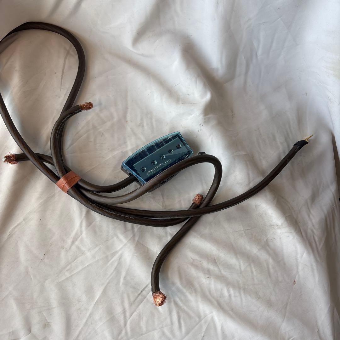 モスコニカーオーディオ用アンプ「Mosconi AS 100.4 ケーブルセット