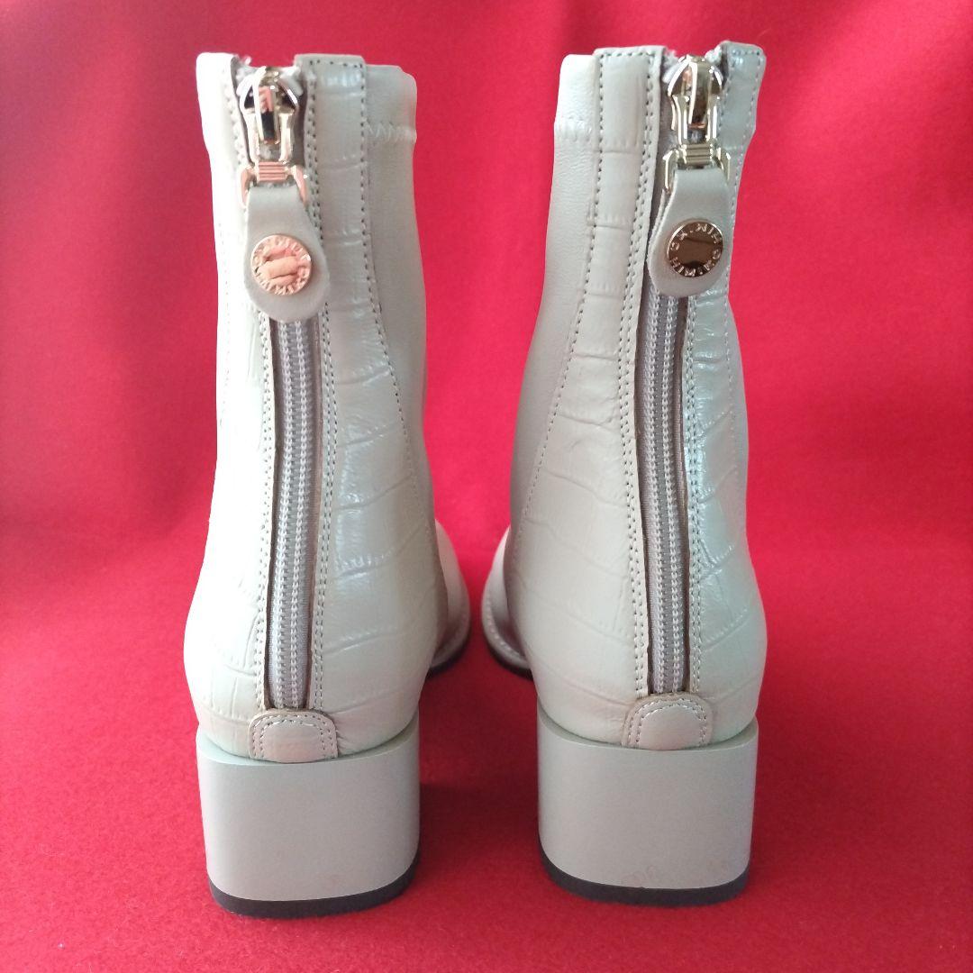 新品未使用】卑弥呼23.5型押しコンビストレッチブーツ本革アイボリーHIMIKO