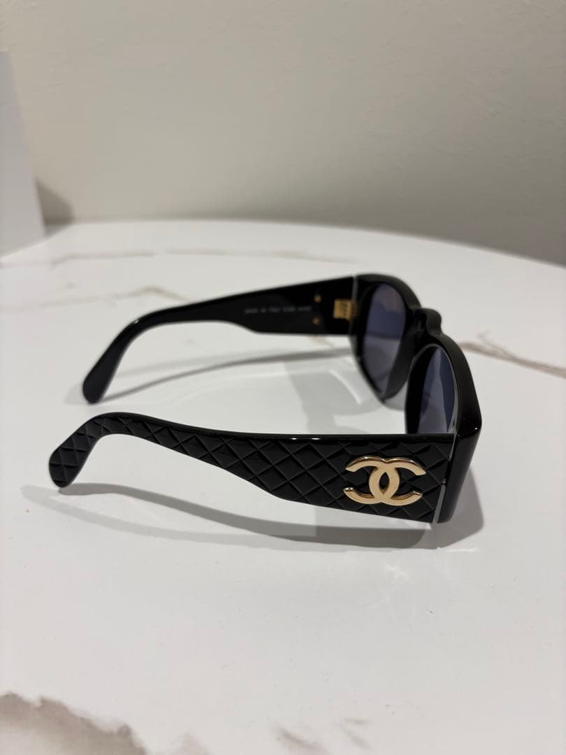 CHANEL サングラス ブラック キルティングデザイン