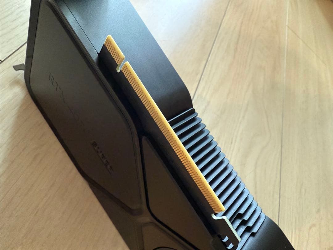 グラフィックボード・グラボ・ビデオカード NVIDIA RTX 4070 Super Founders Edition