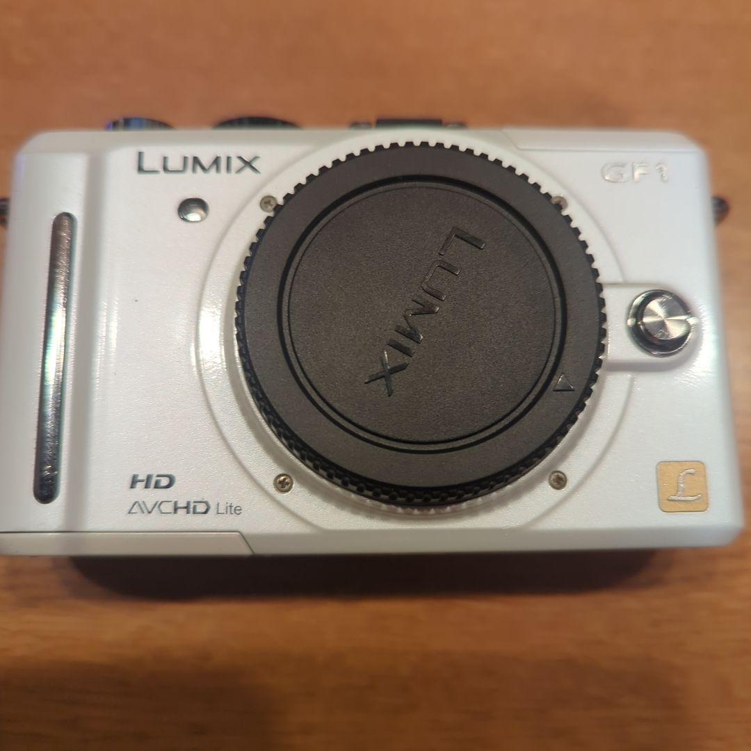 Panasonic Lumix　GF1 ホワイト ミラーレスカメラ