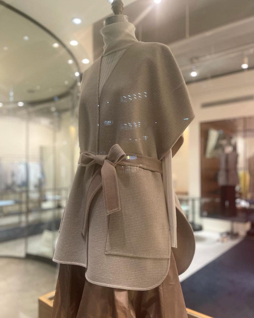 ドゥロワー　ハウンドトゥースリバージレ　23AW　定価15万　アイボリー