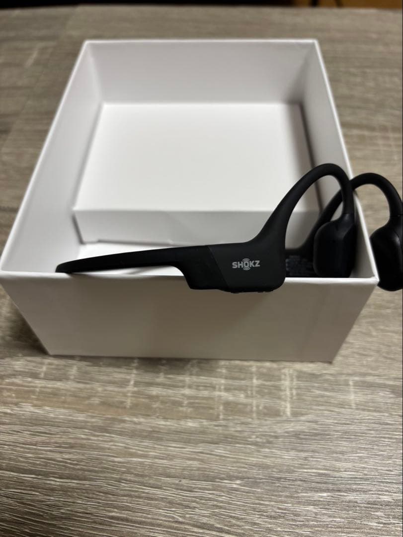 SHOKZ OPENRUN 骨伝導イヤホン ブラック　美品