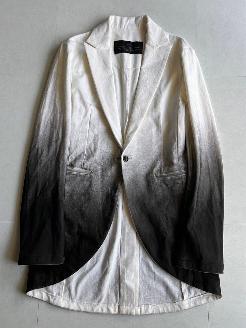 ジャケット・アウター \