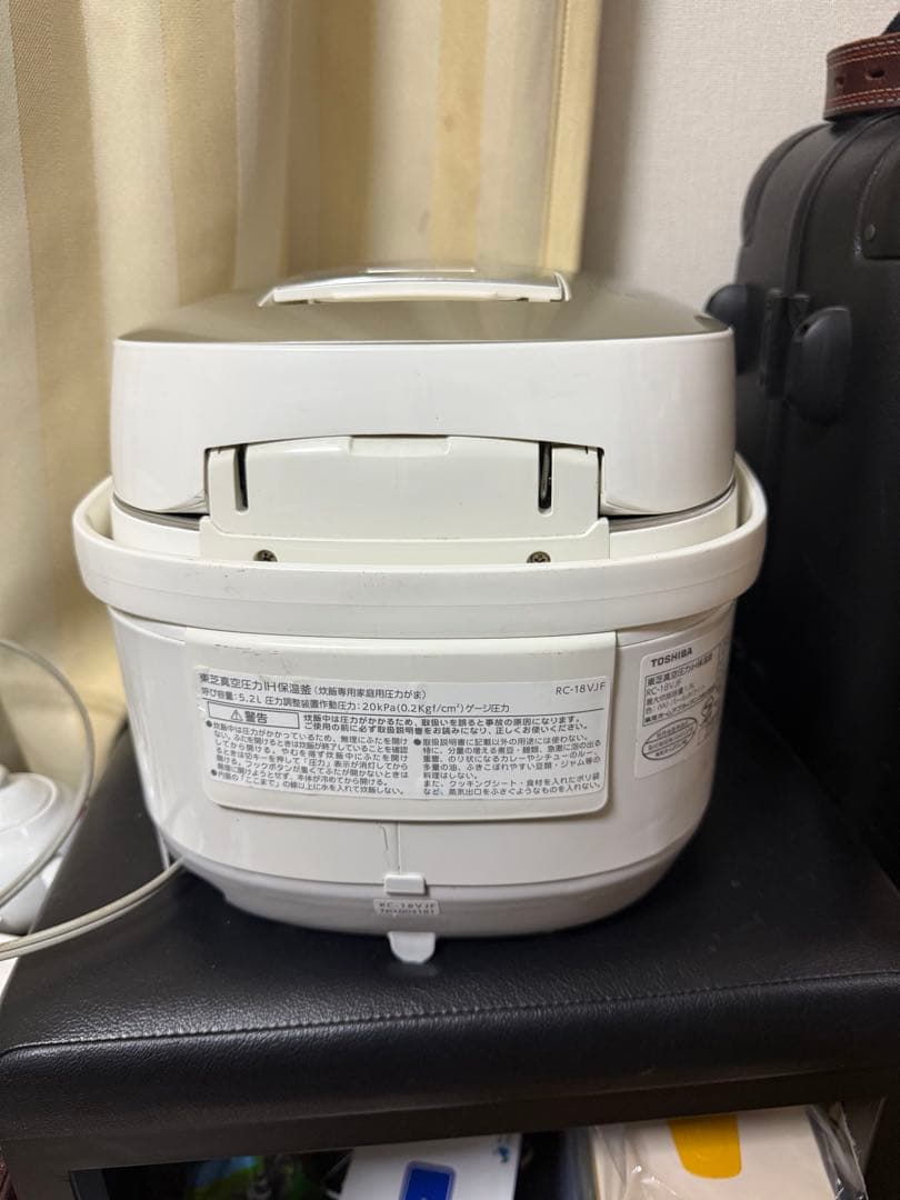 TOSHIBA RC-18VJF 炊飯器