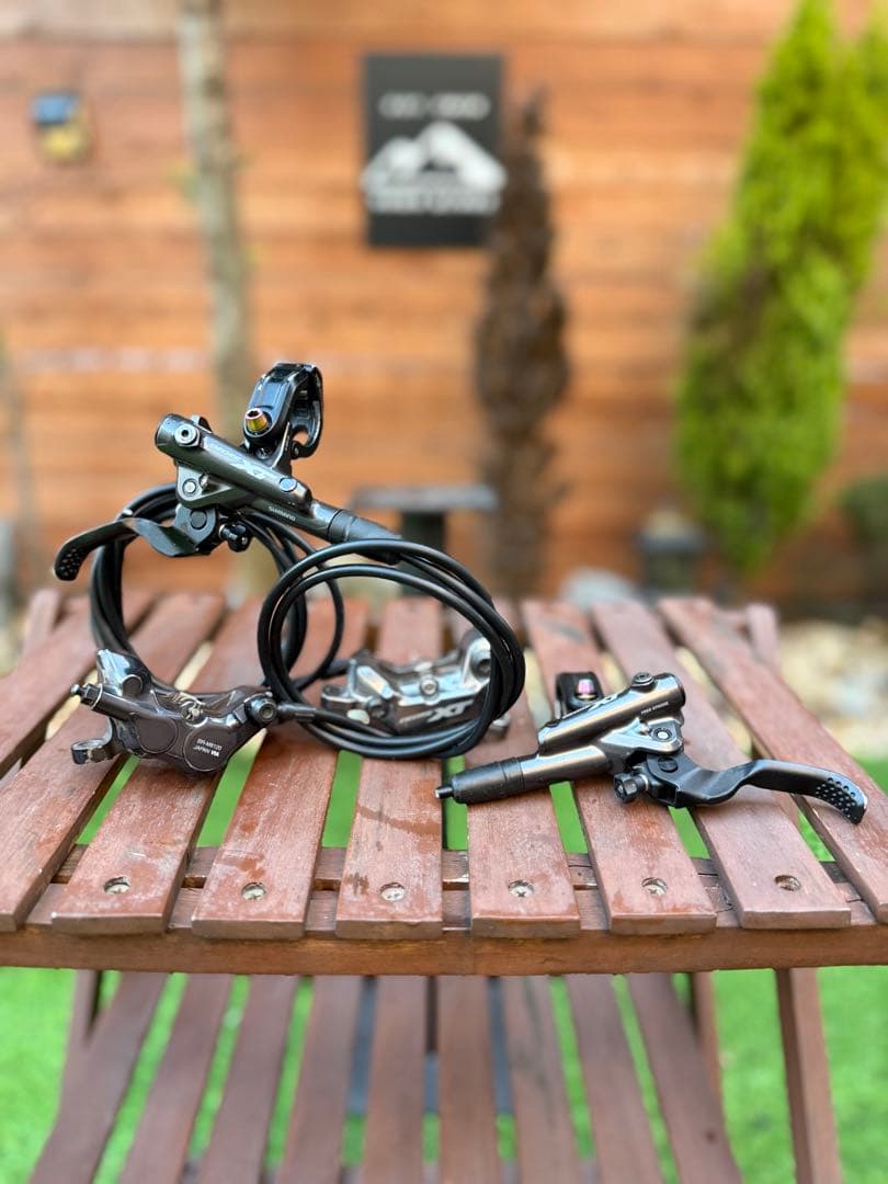 J*o様 Deore XT ブレーキセット シマノ 4ピストン リア＆フロント