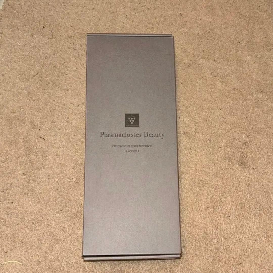 新品未使用品　SHARPドライヤー IB-WX902ブラック 箱あり