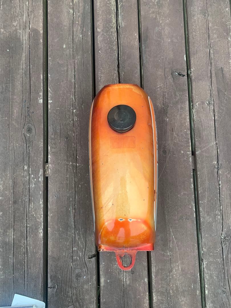 ★希少★SUZUKI バイクタンク オレンジ色　ハスラー　TS90