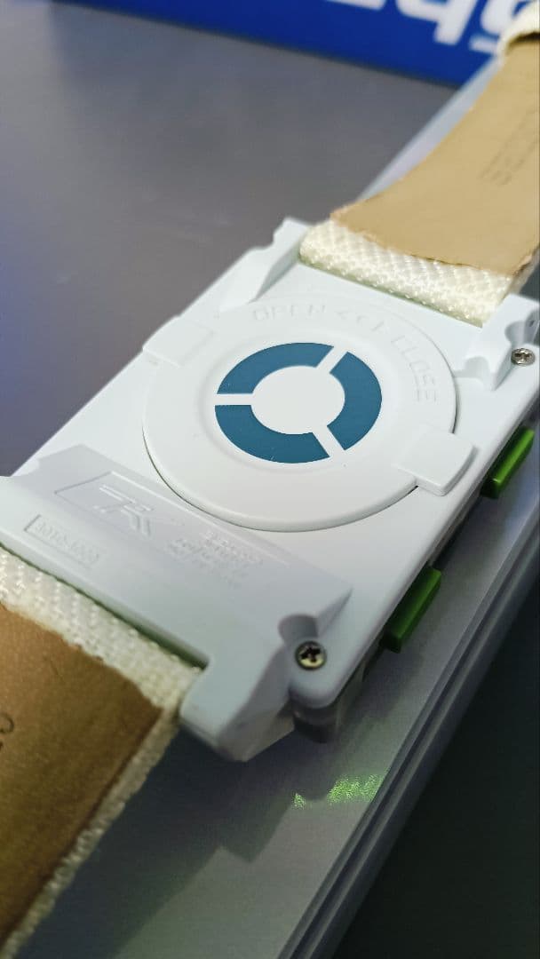 セイコー フリークエンシー腕時計 ホワイトクリアglobeグローブ小室哲哉