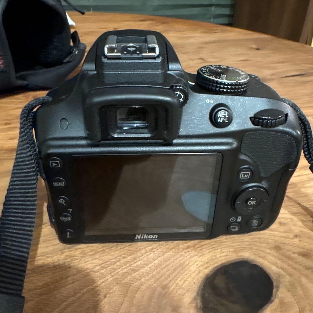 Nikon D3300 デジタル一眼レフカメラ 本体