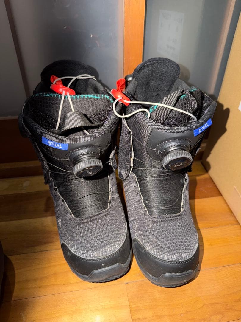 ［］24-25 BURTON RITUAL BOA (23.0)