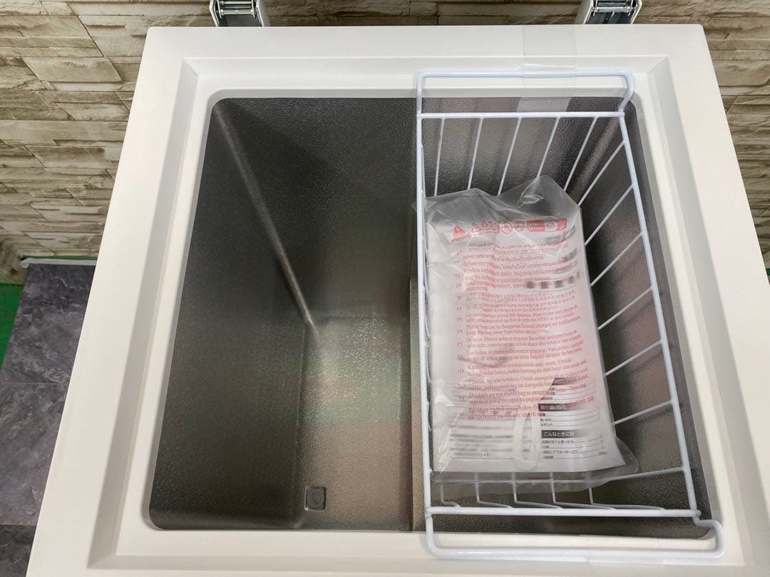 アイリスオーヤマ ノンフロン冷凍庫　ICSD-1OC-W 25年製