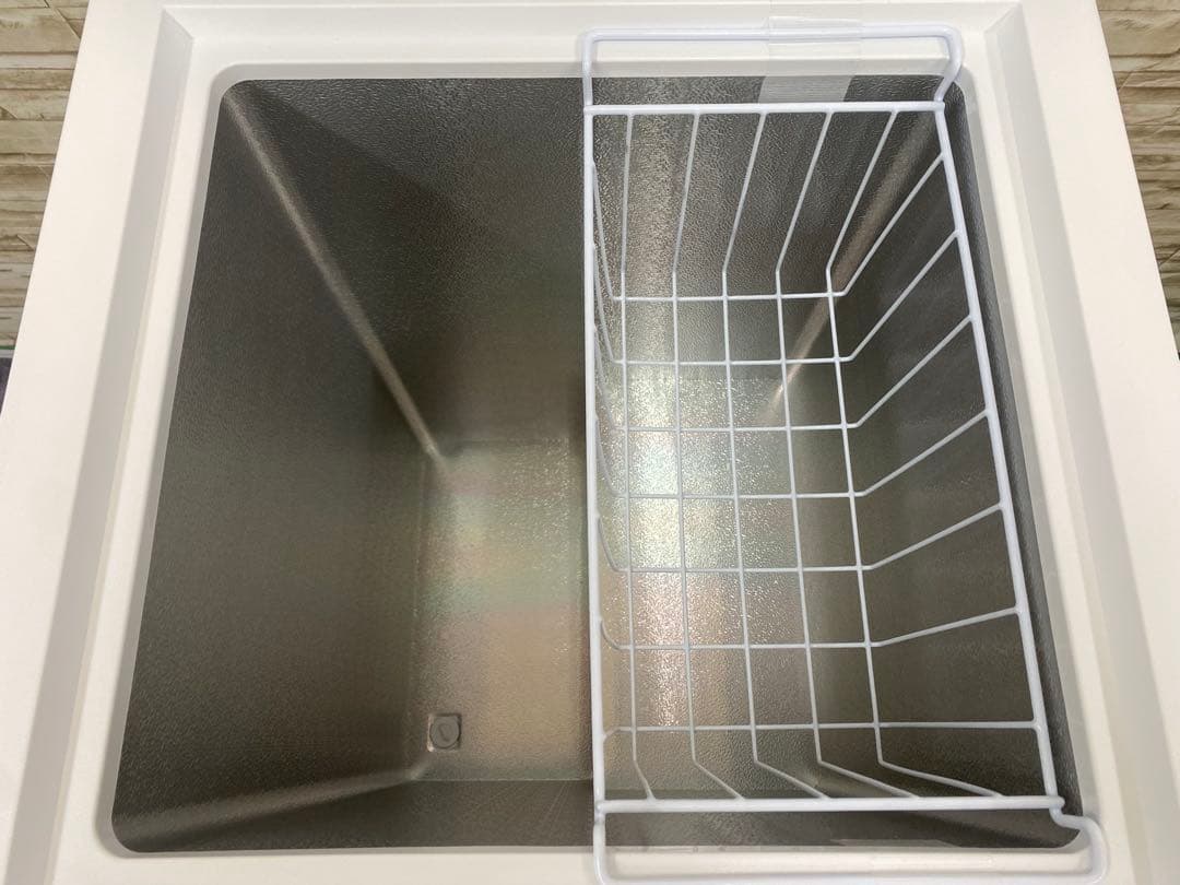 アイリスオーヤマ ノンフロン冷凍庫　ICSD-1OC-W 25年製