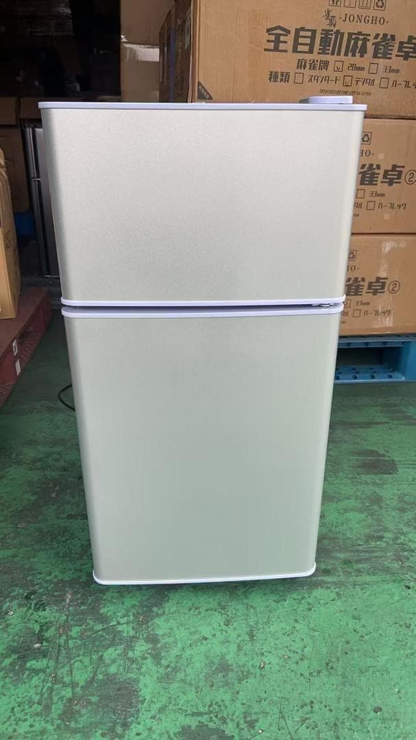 中古美品 冷蔵庫T0128 一人暮らし冷凍冷蔵庫 60L　シルバー