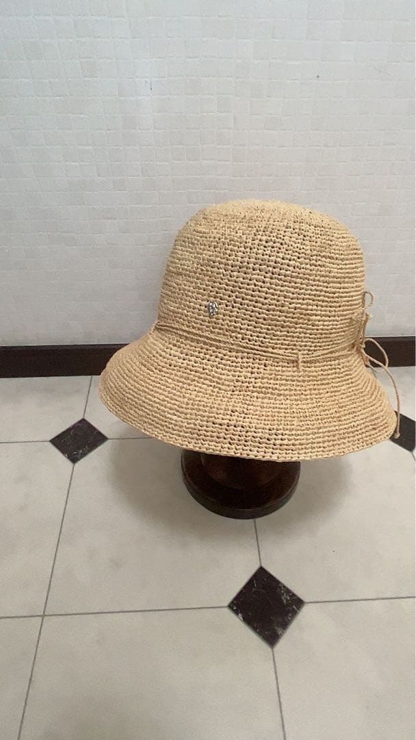 HELEN KAMINSKI ヘレンカミンスキー　プロバンス8ナチュラル