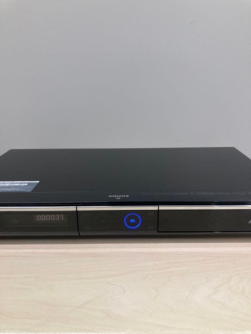かなり綺麗　1TB リモコンも美品　シャープ　AQUOS BD-HDW 80