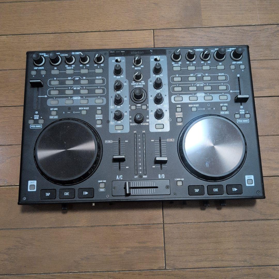 Stanton DJC.4 DJコントローラー