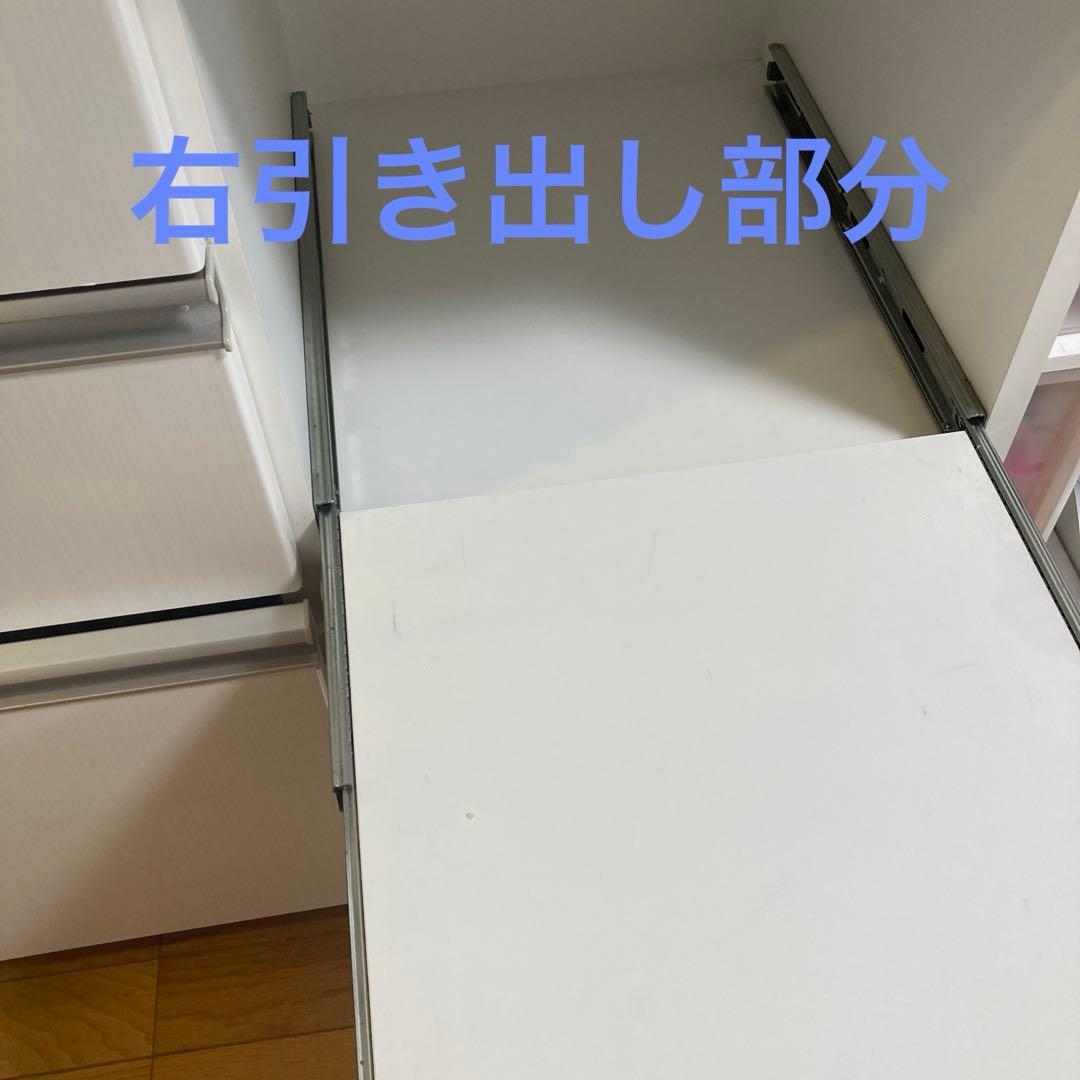 ニトリ　キッチンボード　アルミナ　食器棚