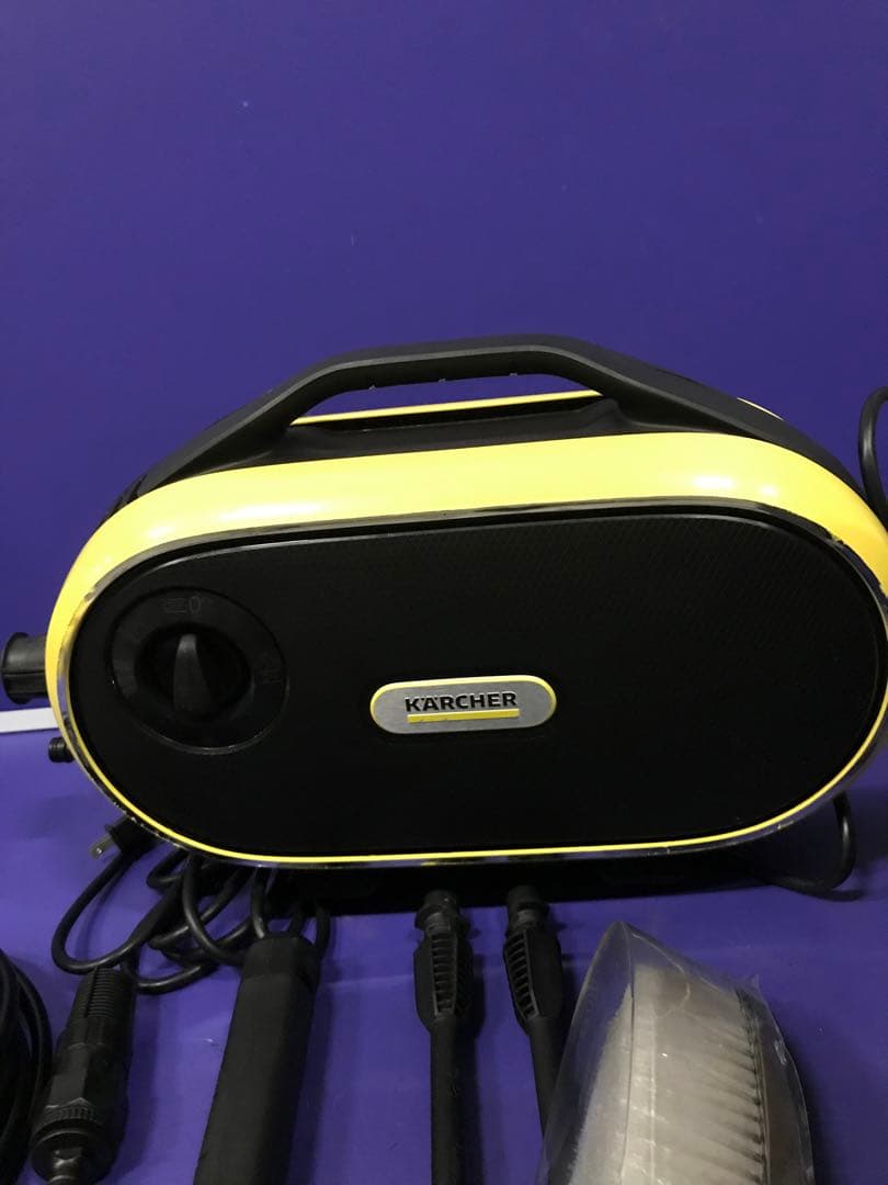 B）KARCHER 高圧洗浄機　JTK Silent 1.600-901.0