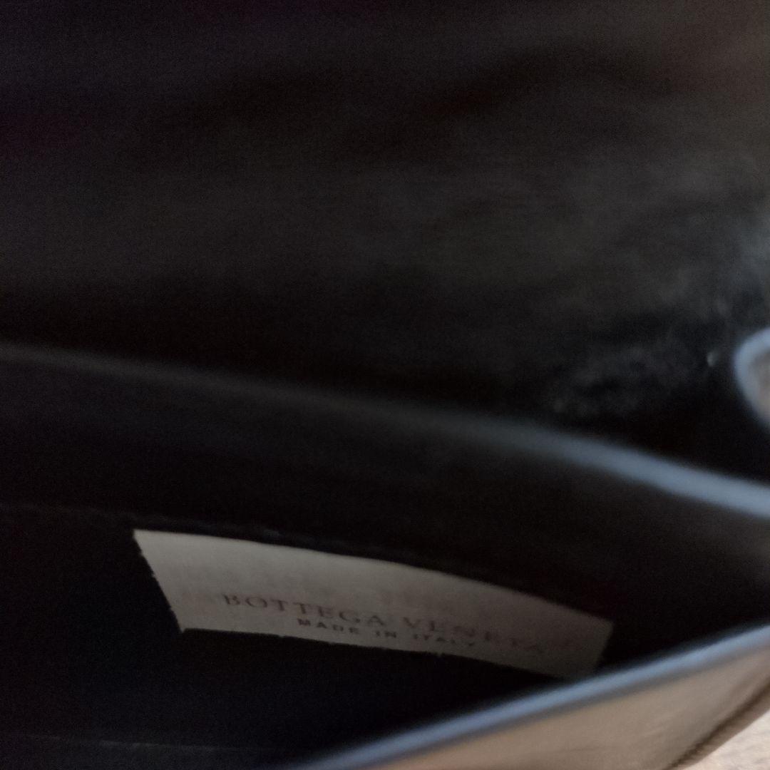 【期間限定価格】黒のレザー名刺入れ 編み込みデザイン