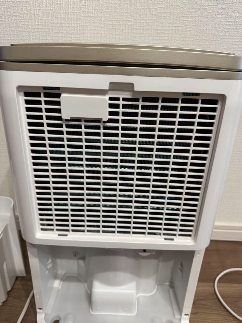 VERSOS コンプレッサー式 除湿機 VS-540 年式2020年製