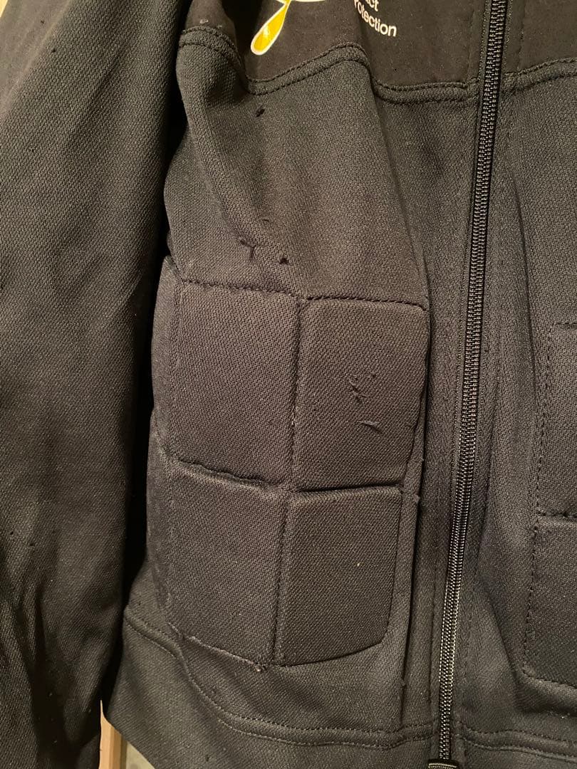 eb's プロテクター　スノーボード