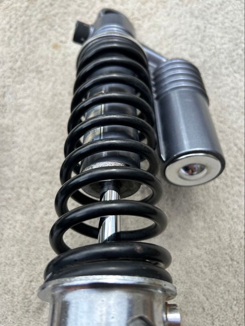 ゼファー400 リアサス　純正 Kawasaki サスペンション 2個セット