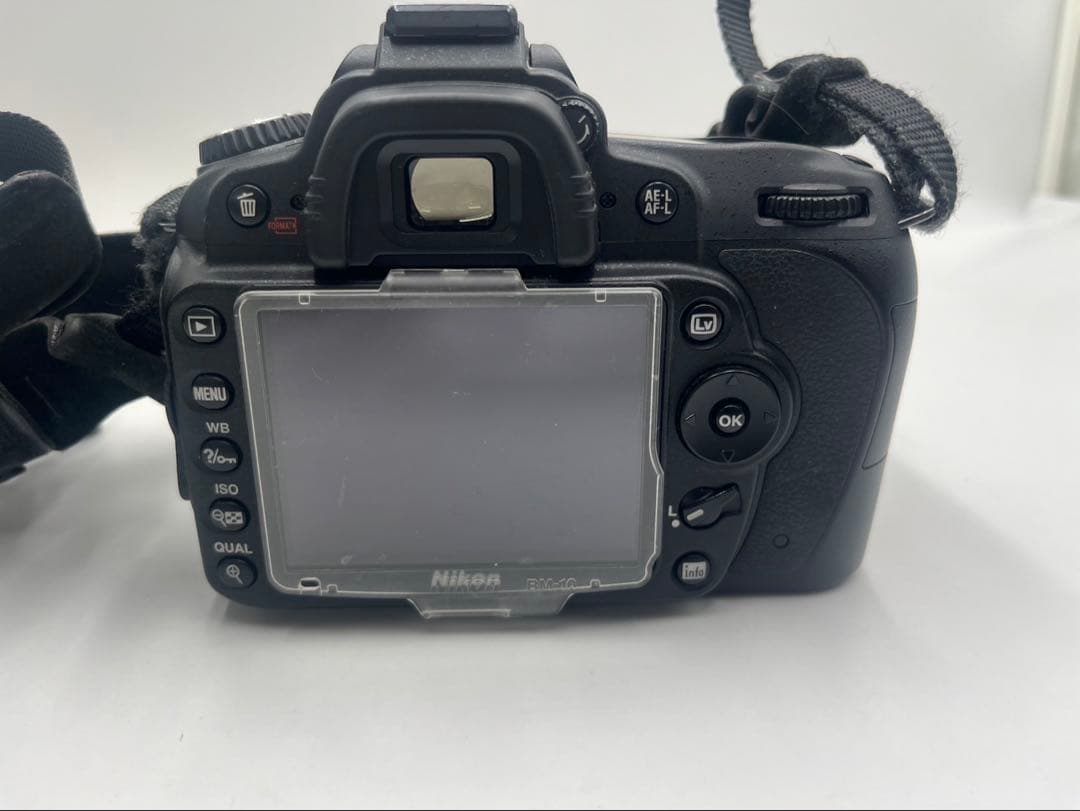 NIKON ニコン　D90 レンズ付　18-105mm