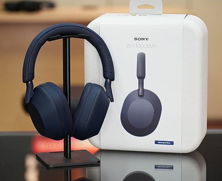 美品　SONY WH-1000XM5 ワイヤレスヘッドホン ブラック