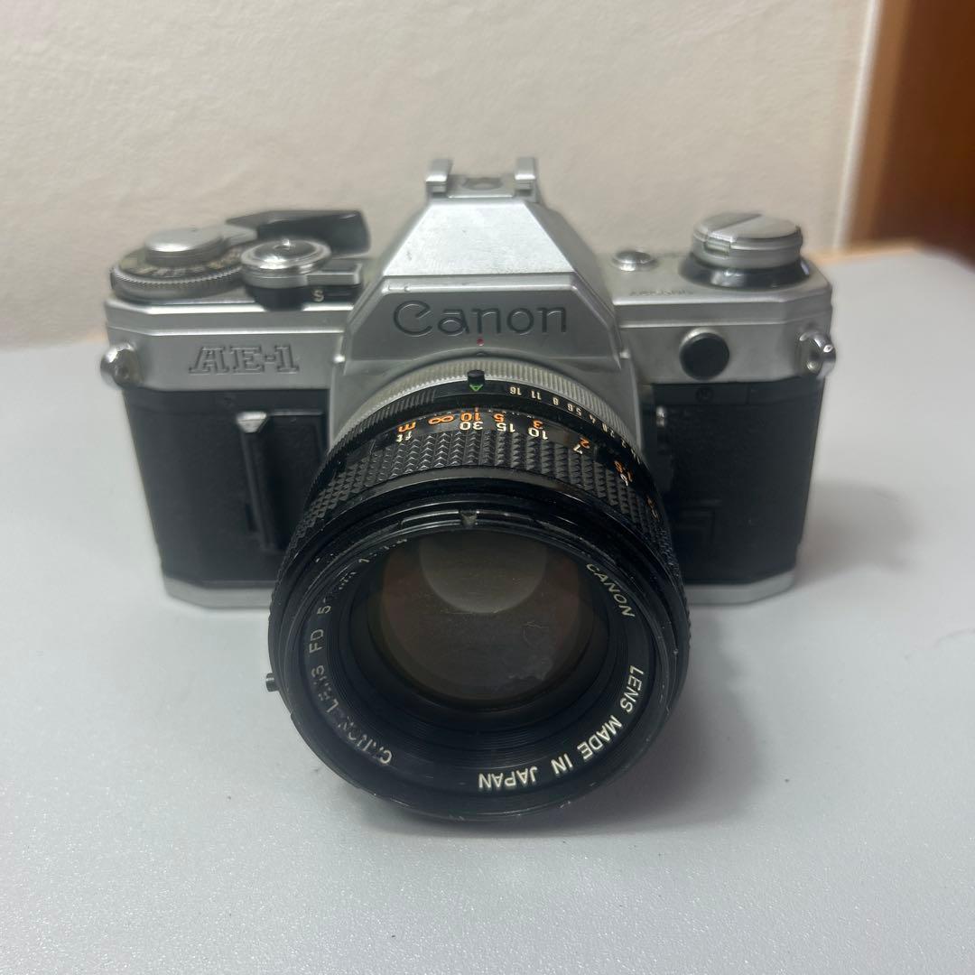Canon AE-1 フィルム一眼レフカメラ
