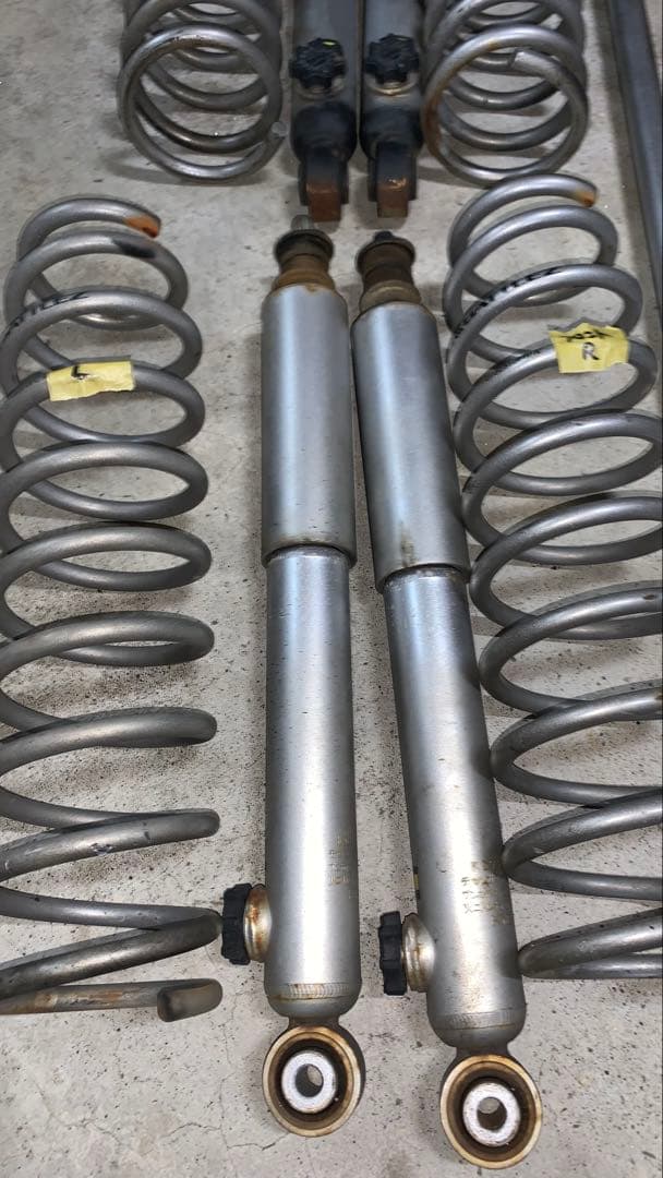 値下げ　 ジムニー　JB64用　ジャオスリフトアップキット　中古品