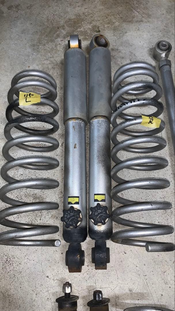 値下げ　 ジムニー　JB64用　ジャオスリフトアップキット　中古品