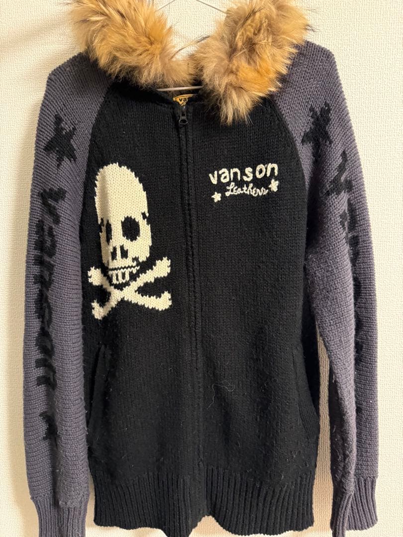 vanson スカルデザイン フード付きニットパーカー L