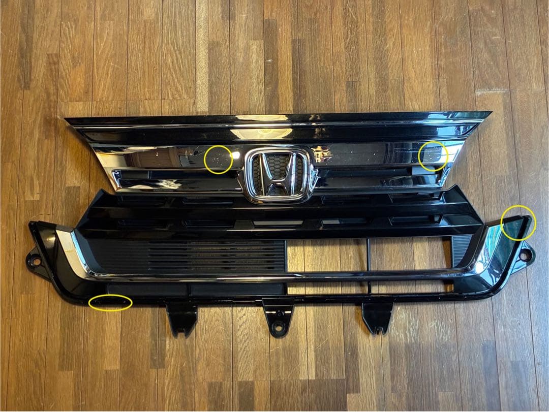 0717 ホンダ　N-BOX カスタム　フロントバンパー　グリルセット. JF3