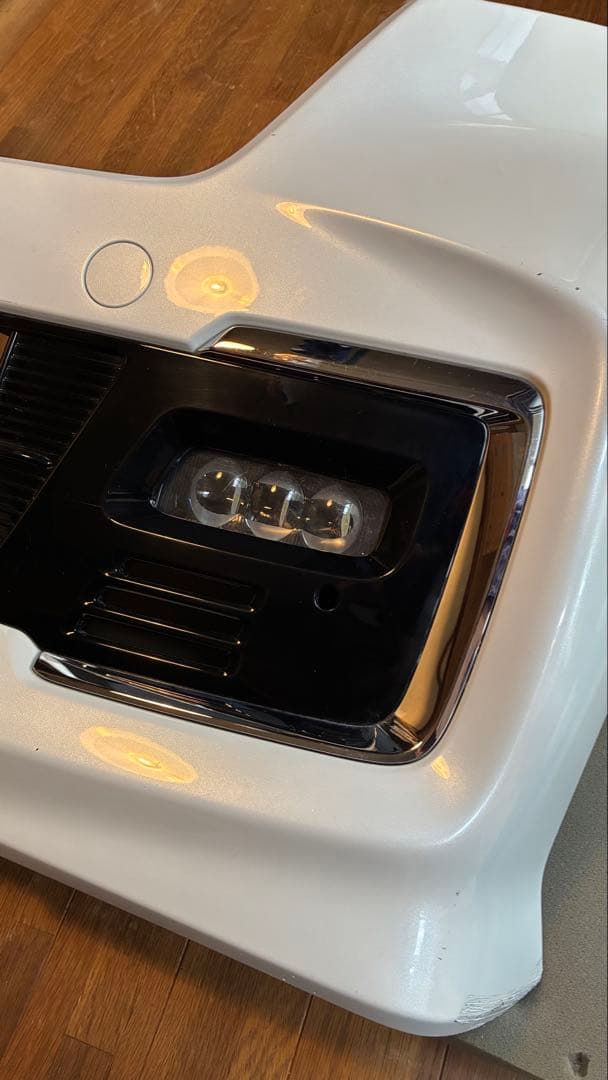 0717 ホンダ　N-BOX カスタム　フロントバンパー　グリルセット. JF3