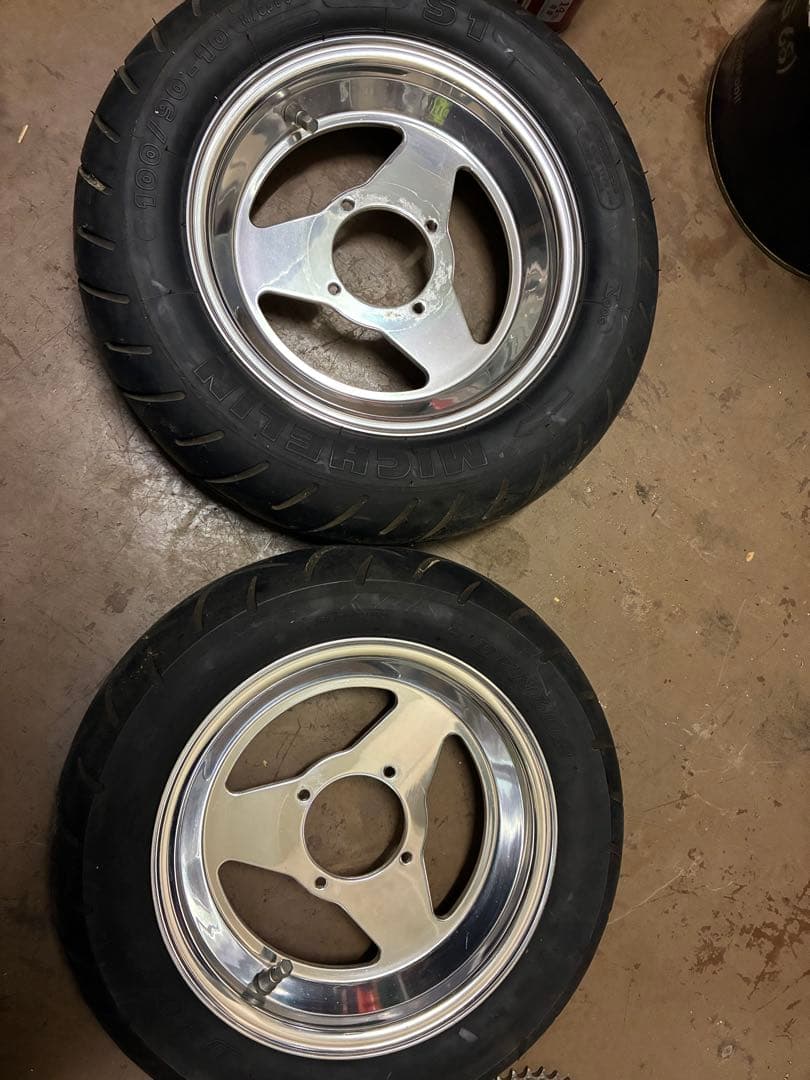 デイトナ当時物　10インチ　タイヤ付き