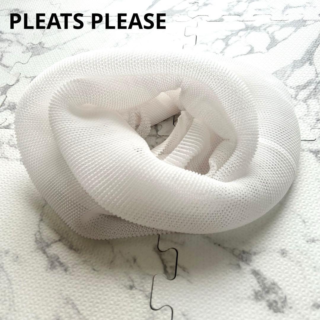 希少✨ プリーツプリーズ ストール スヌード ホワイト