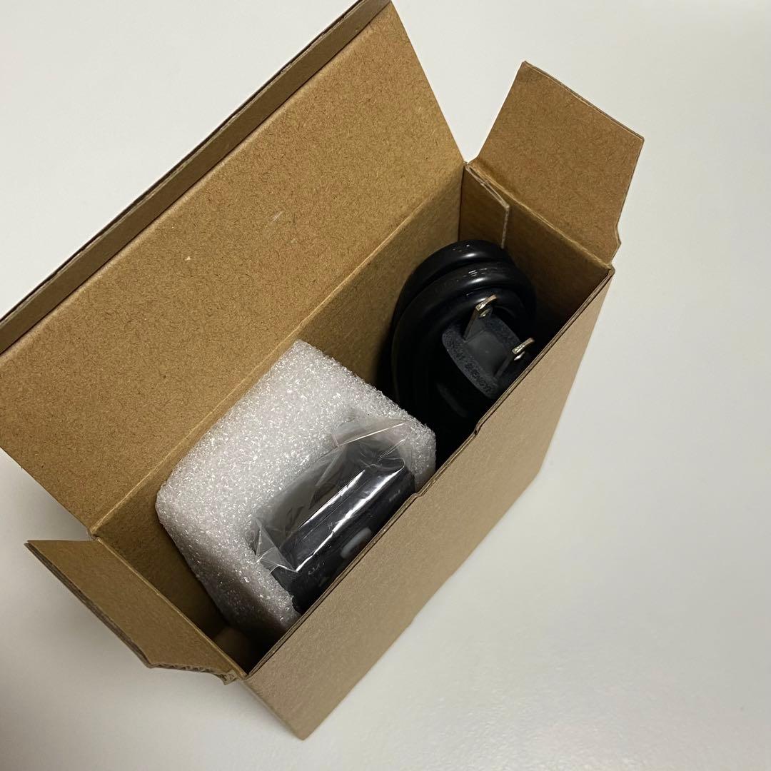 【新品未使用】 Cube 1 Android TV 11搭載 小型プロジェクター