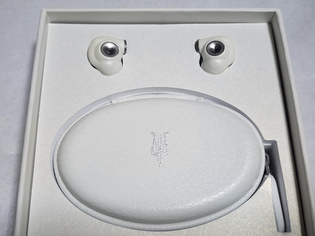 イヤホン Meze Audio ALBA