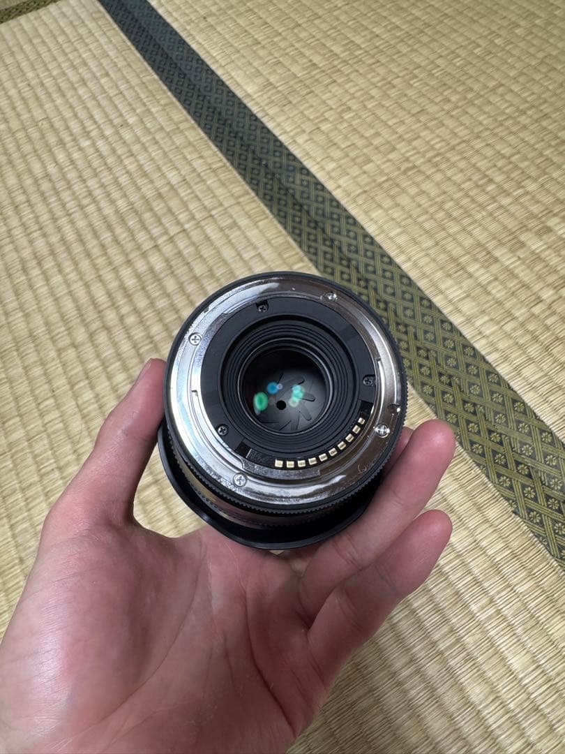 SONY α6400 ミラーレス一眼 + レンス sigma 16mm f1.4