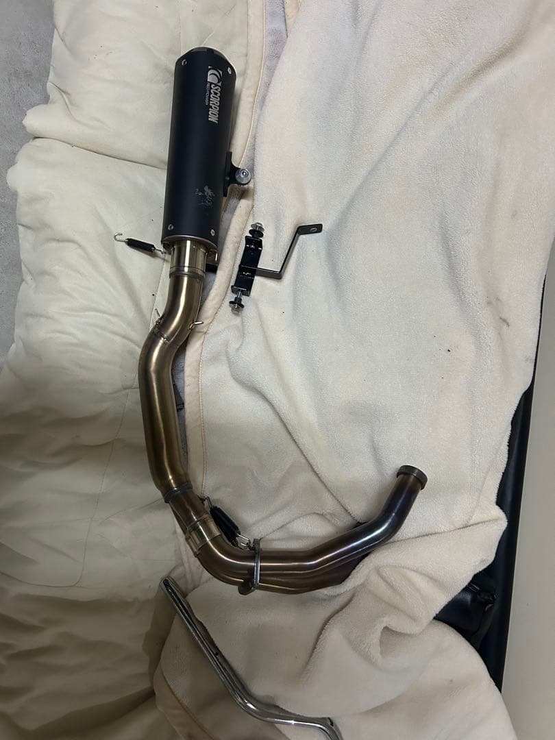 z650RS SCORPION マフラー　全年式対応加工あり。